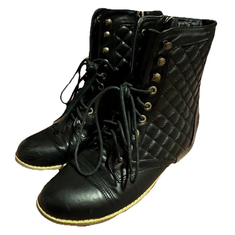 Catherine Malandrino Serena Lace-Up Quilted Boot Vegan Leather Womens 10